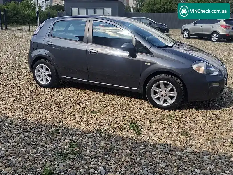 Fiat Punto 2013, фото з оголошення 1 з 10, VIN ZFA19900000946942