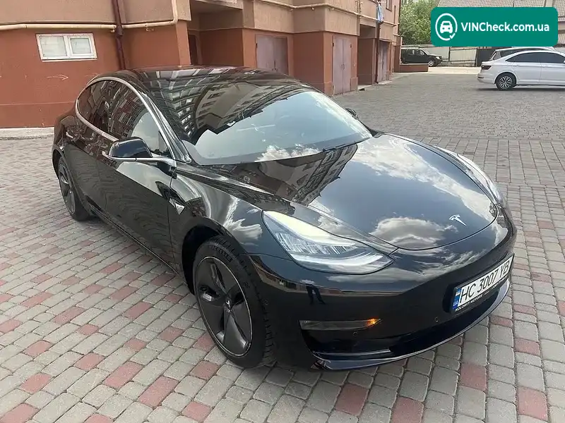 Tesla Model 3 2018, фото з оголошення 1 з 20, VIN 5YJ3E1EA9JF008431