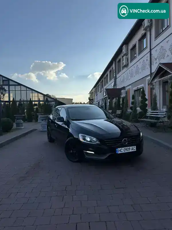 Volvo V60 2014, фото з оголошення 2 з 21, VIN YV1FW31A0F1224059