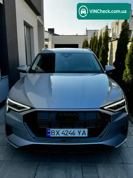 Audi e-tron 2022, фото з оголошення 1 з 21, VIN WA1AAAGE1NB047049