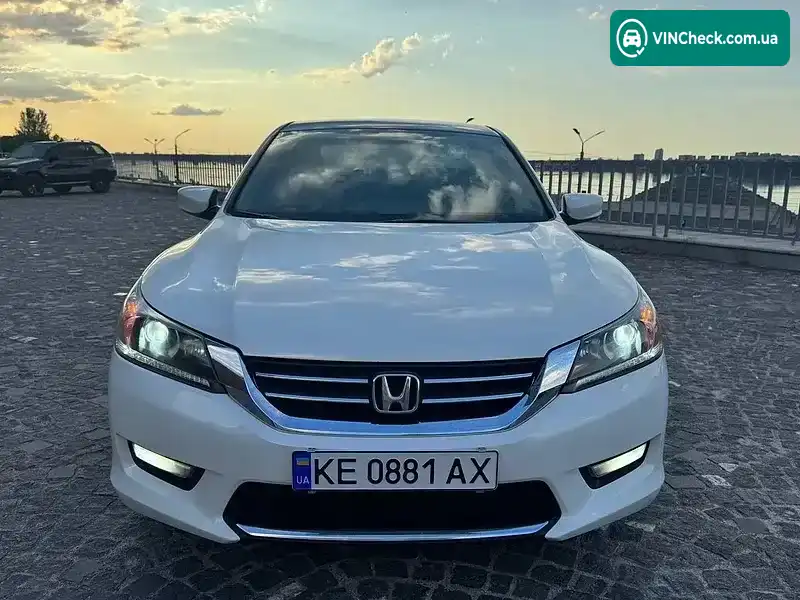 Honda Accord 2013, фото з оголошення 2 з 20, VIN 1HGCR2F58EA111528