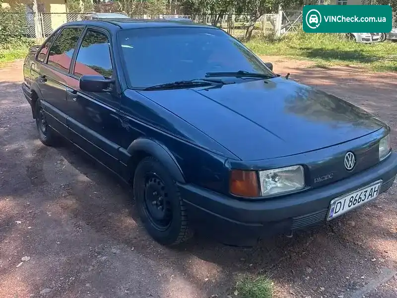 Volkswagen Passat 1990, фото з оголошення 1 з 15, VIN WVWZZZ31ZLB010623