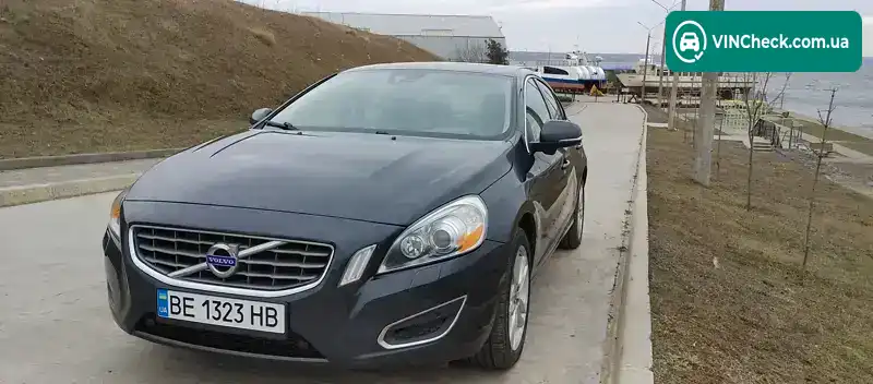 Volvo S60 2013, фото з оголошення 2 з 20, VIN YV1612FH9D1213913