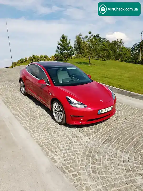 Tesla Model 3 2018, фото з оголошення 2 з 20, VIN 5YJ3E1EB2JF112056