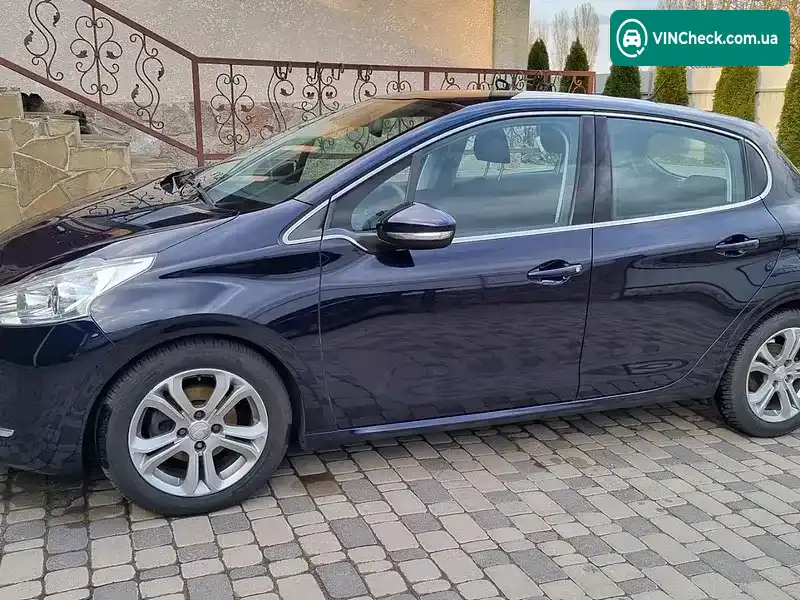 Peugeot 208 2013, фото з оголошення 2 з 17, VIN VF3CC5FS9DT068737