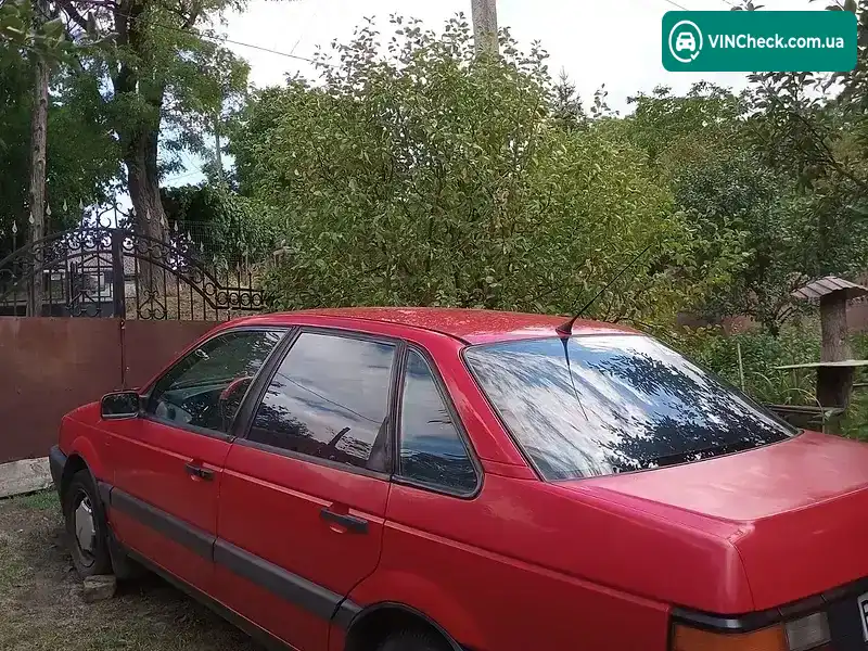 Volkswagen Passat 1990, фото з оголошення 2 з 20, VIN WVWZZZ31ZLB051067
