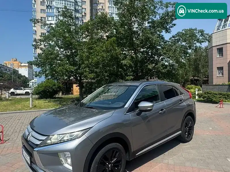 Mitsubishi Eclipse Cross 2018, фото з оголошення 2 з 20, VIN JA4AT5AAXJZ047995