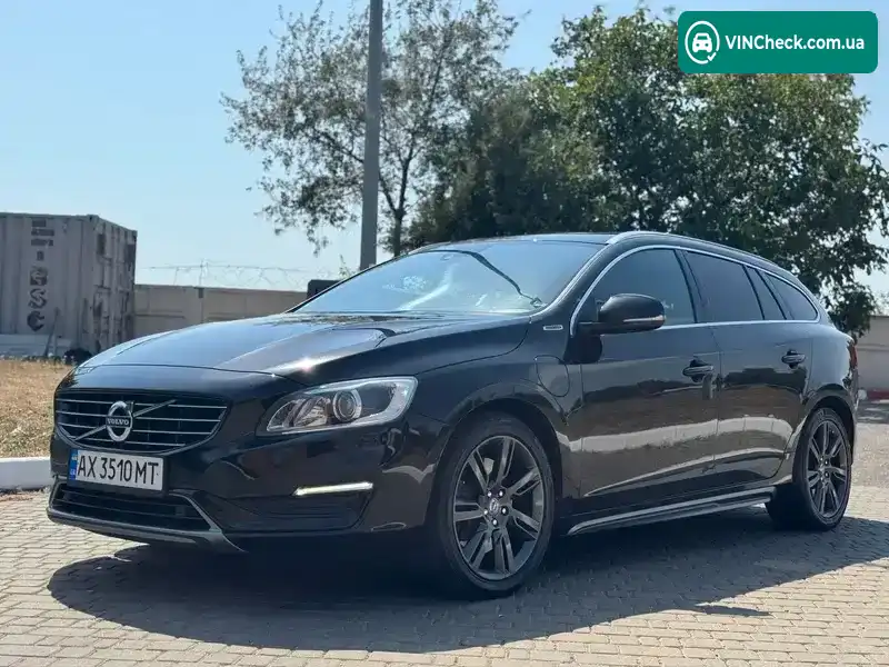 Volvo V60 2013, фото з оголошення 1 з 21, VIN YV1GWAA50E1188392