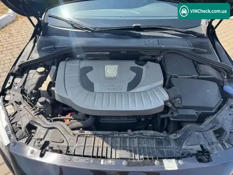 Volvo V60 2013, фото з оголошення 2 з 21, VIN YV1GWAA50E1188392