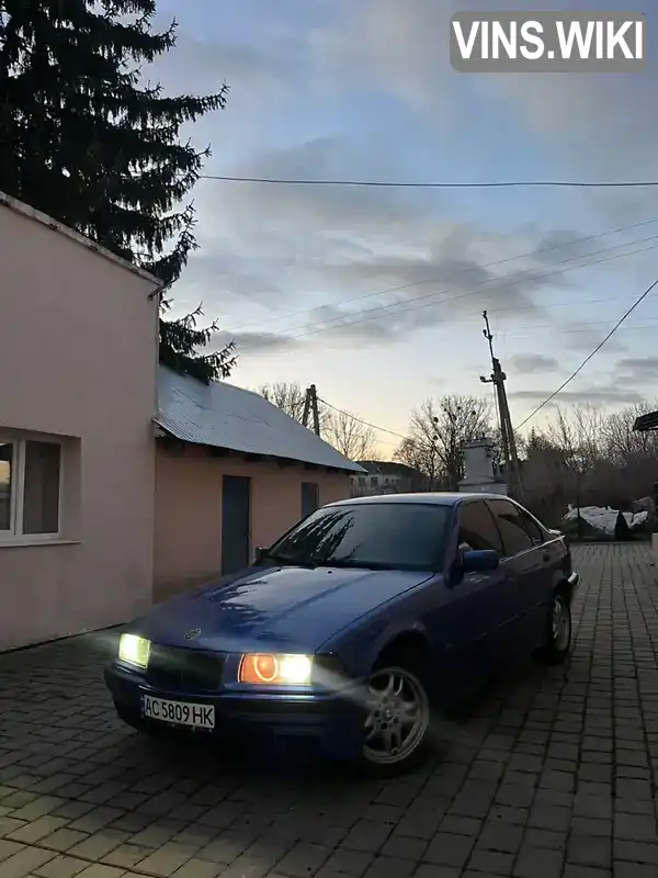 BMW 3 Series 1993, фото з оголошення 1 з 10, VIN WBACA11000AJ37381