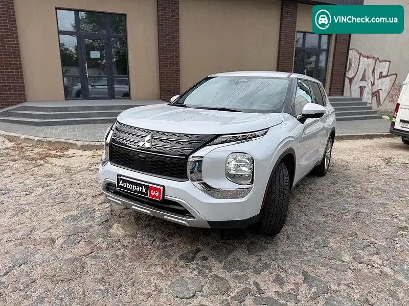 Mitsubishi Outlander 2021, фото з оголошення 1 з 20, VIN JA4J3TA86NZ019411