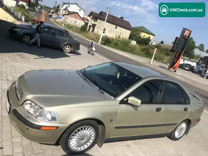 Volvo S40 2002, фото з оголошення 1 з 8, VIN YV1VS14K92F865221