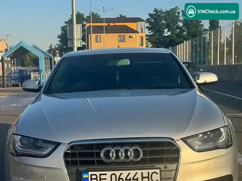 Audi A4 2013, фото з оголошення 1 з 20, VIN WAUBFAFL2DN039256