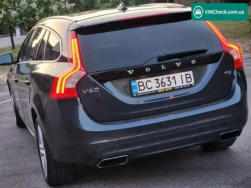Volvo V60 2014, фото з оголошення 1 з 18, VIN YV140MEB7F1195952