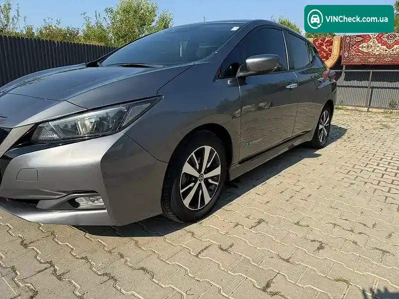 Nissan Leaf 2019, фото з оголошення 2 з 20, VIN SJNFAAZE1U0044897