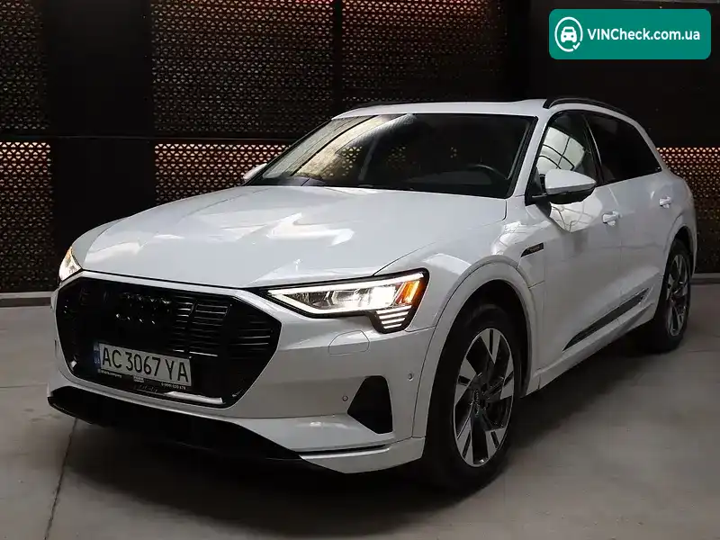 Audi e-tron 2022, фото з оголошення 2 з 21, VIN WA1AAAGE9NB038342