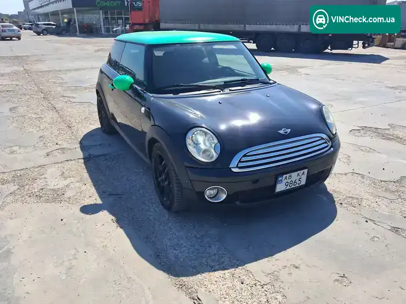MINI Hatch 2006, фото з оголошення 1 з 21, VIN WMWMF310X0TS46954