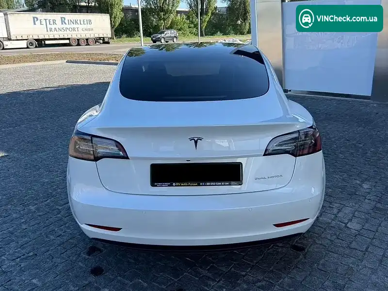 Tesla Model 3 2021, фото з оголошення 2 з 9, VIN 5YJ3E1EBXNF126938