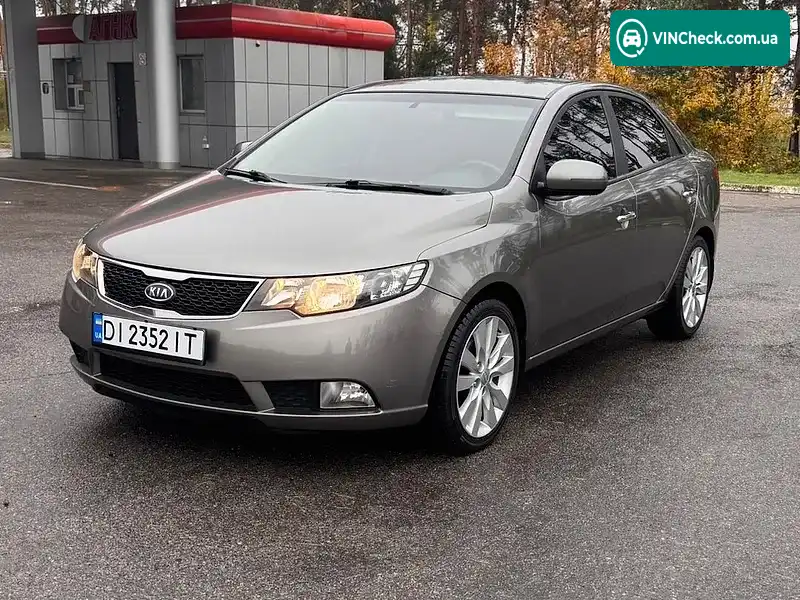 Kia Cerato 2011, фото з оголошення 1 з 18, VIN KNAFW411BB5423489