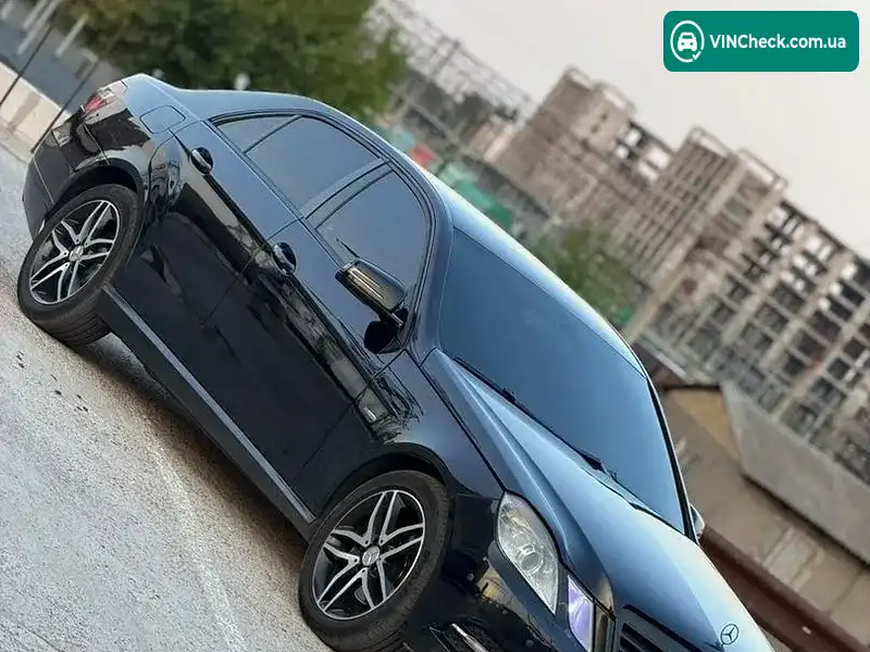 Mercedes-Benz E-Class 2011, фото з оголошення 2 з 14, VIN WDD2120051A532552