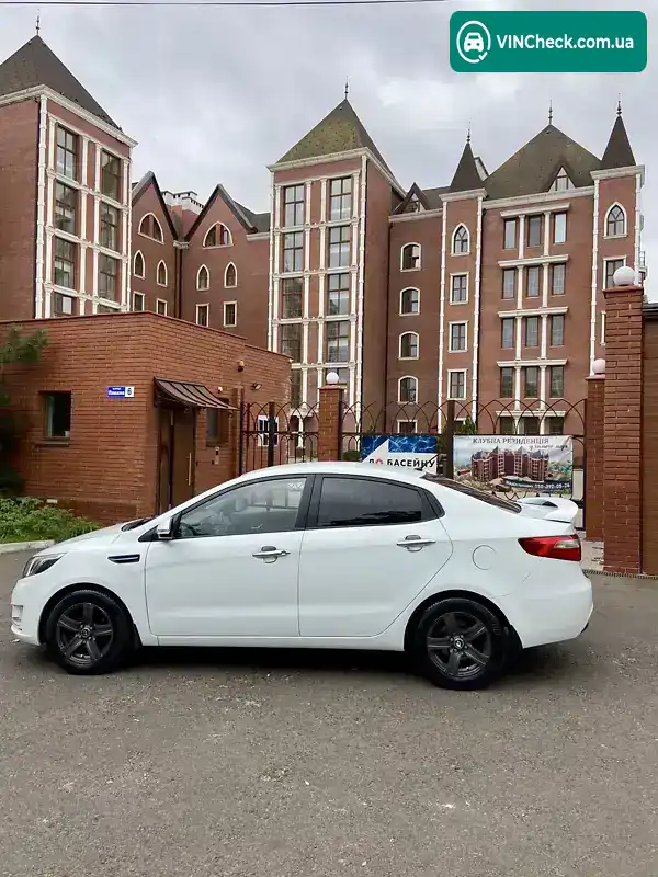 Kia Rio 2013, фото з оголошення 2 з 16, VIN Z94CC41BBDR113523