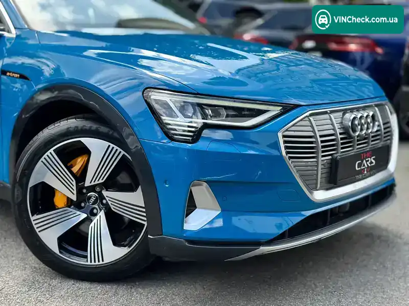Audi e-tron 2019, фото з оголошення 2 з 21, VIN WAUZZZGE9KB005303