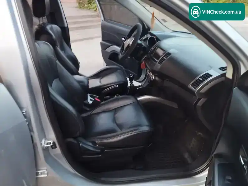 Citroen C-Crosser 2007, фото з оголошення 1 з 12, VIN VF7VV4HNH8U951881