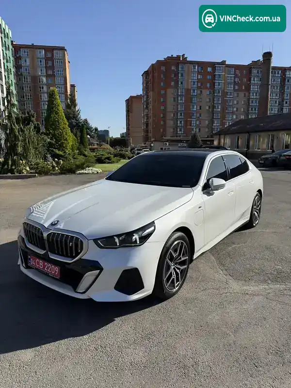 BMW i5 2024, фото з оголошення 1 з 21, VIN LBV51FM0XRSE18437