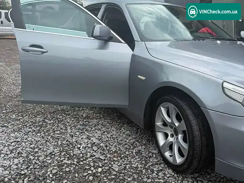 BMW 5 Series 2003, фото з оголошення 2 з 19, VIN WBANC71060B155299