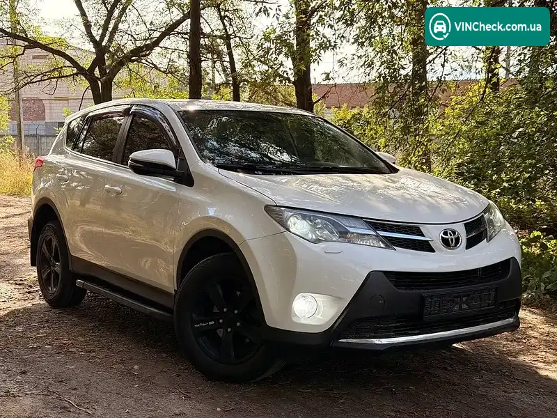 Toyota RAV4 2013, фото з оголошення 2 з 20, VIN JTMZDREV205005885