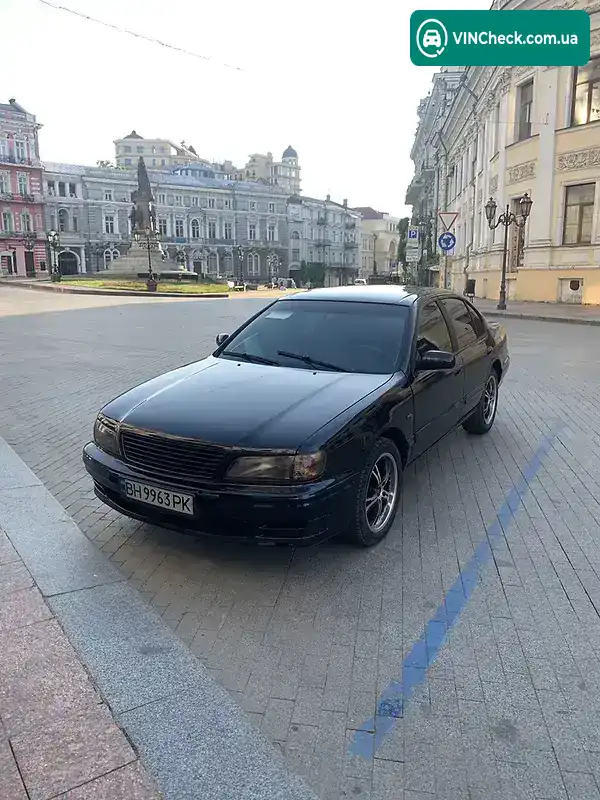 Nissan Maxima 1997, фото з оголошення 1 з 10, VIN JN1CCUA32Z0067304