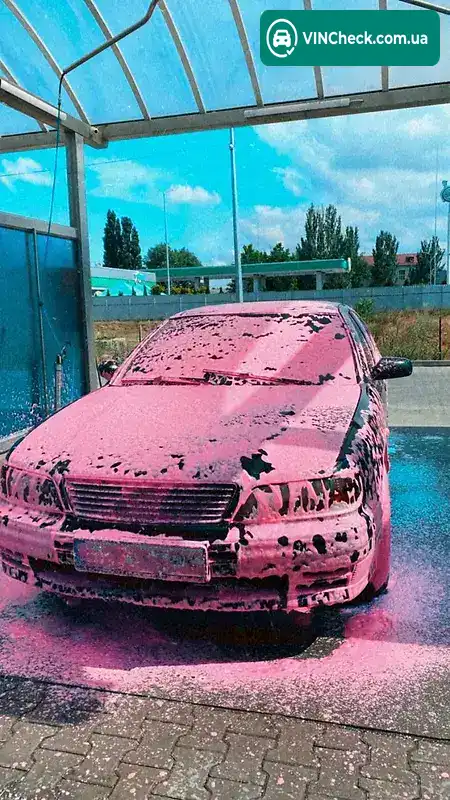Nissan Maxima 1997, фото з оголошення 2 з 10, VIN JN1CCUA32Z0067304