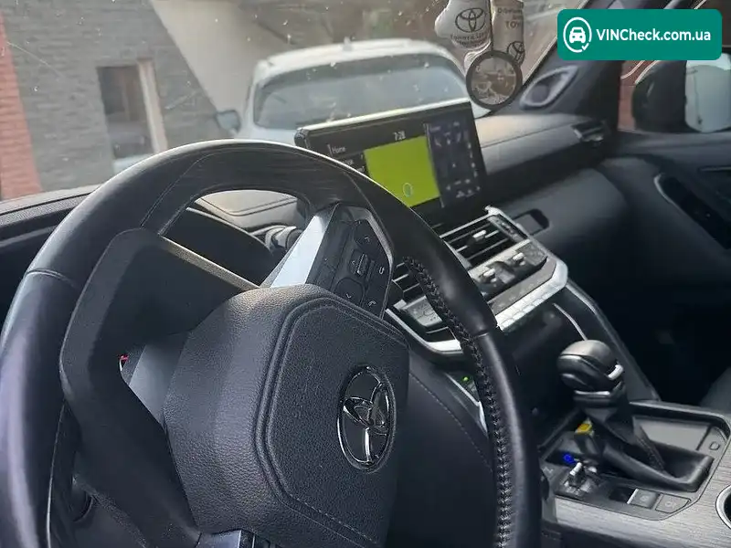 Toyota Land Cruiser 2023, фото з оголошення 2 з 7, VIN JTMAAABJ904039109