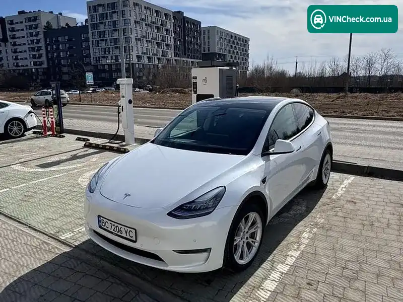 Tesla Model Y 2021, фото з оголошення 1 з 8, VIN 5YJYGDEE0MF270752