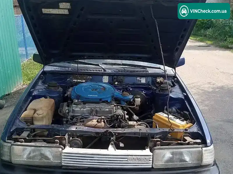 Mazda 626 1985, фото з оголошення 2 з 14, VIN JMZGC141201530300