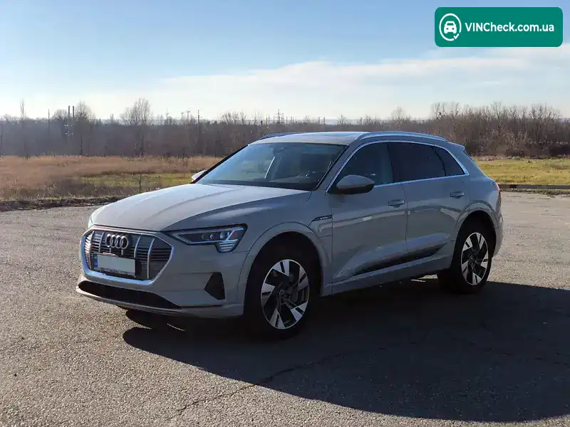 Audi e-tron 2022, фото з оголошення 2 з 20, VIN WA1AAAGE0NB024295