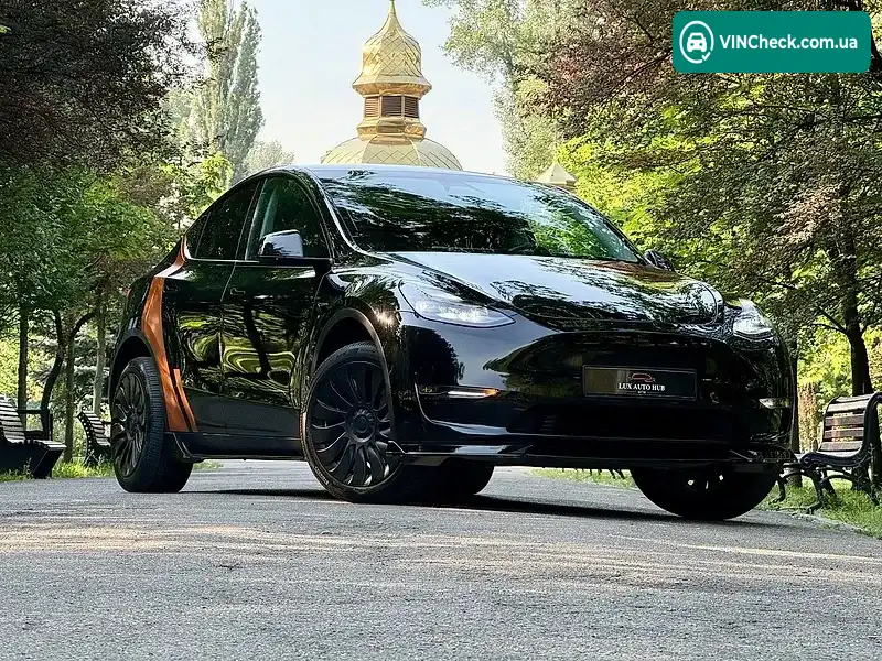 Tesla Model Y 2024, фото з оголошення 1 з 20, VIN 7SAYGDEEXRA273732