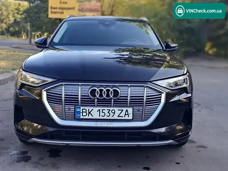 Audi e-tron 2020, фото з оголошення 2 з 20, VIN WAUZZZGE7MB009854