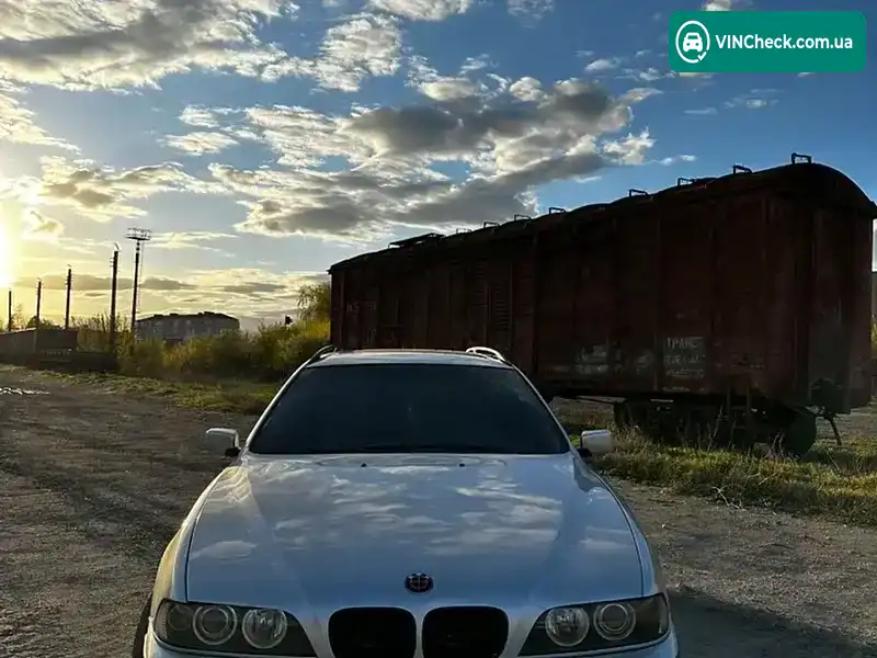 BMW 5 Series 2000, фото з оголошення 2 з 21, VIN WBADP810X0GS88818
