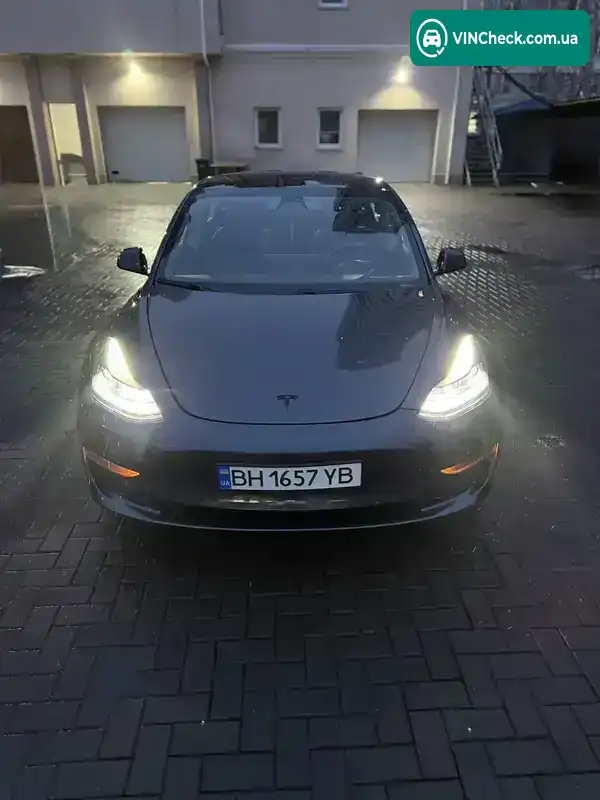 Tesla Model 3 2021, фото з оголошення 1 з 11, VIN 5YJ3E1EA9MF922439