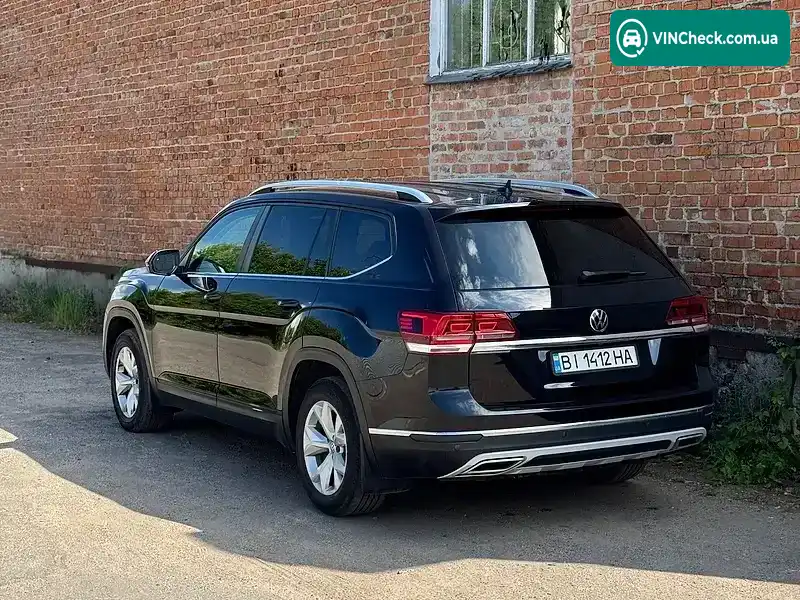 Volkswagen Atlas 2018, фото з оголошення 2 з 20, VIN 1V2UR2CA1KC514348