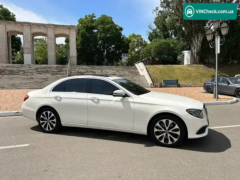 Mercedes-Benz E-Class 2019, фото з оголошення 1 з 20, VIN WDDZF0FB8KA615798