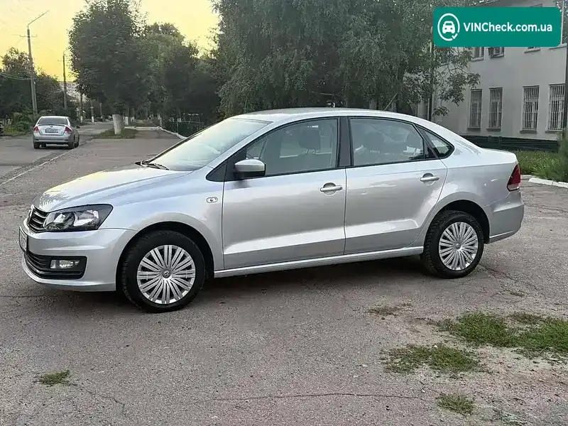 Volkswagen Polo 2019, фото з оголошення 2 з 20, VIN XW8ZZZ61ZLG015171