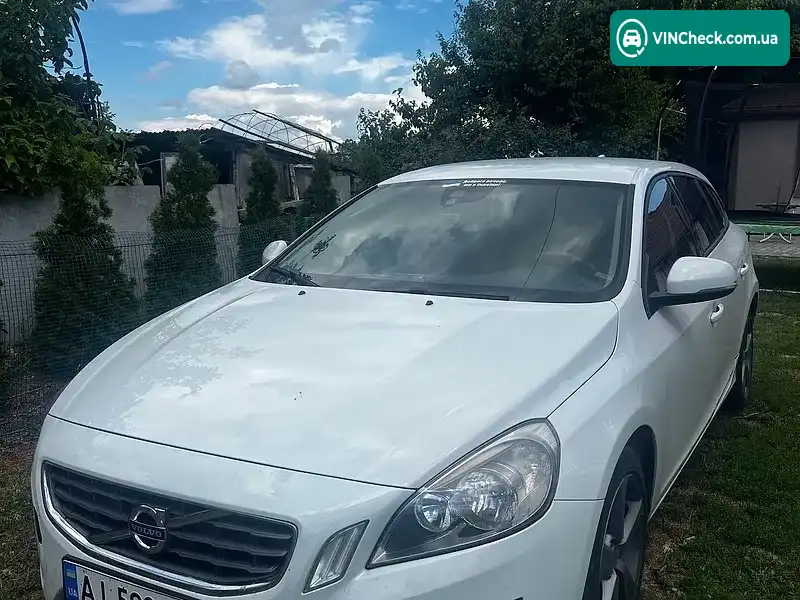 Volvo V60 2012, фото з оголошення 1 з 6, VIN YV1FW84A1C1087037