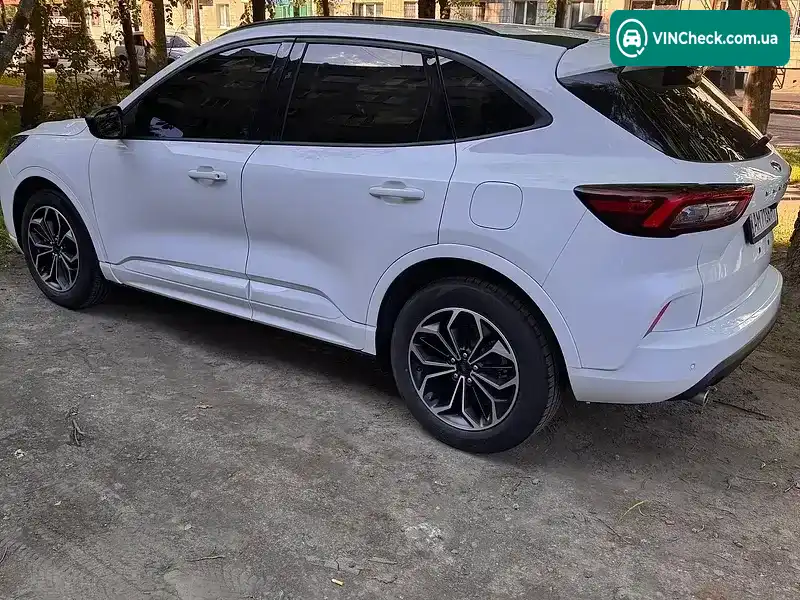 Ford Escape 2023, фото з оголошення 1 з 6, VIN 1FMCU0MN7PUA62355