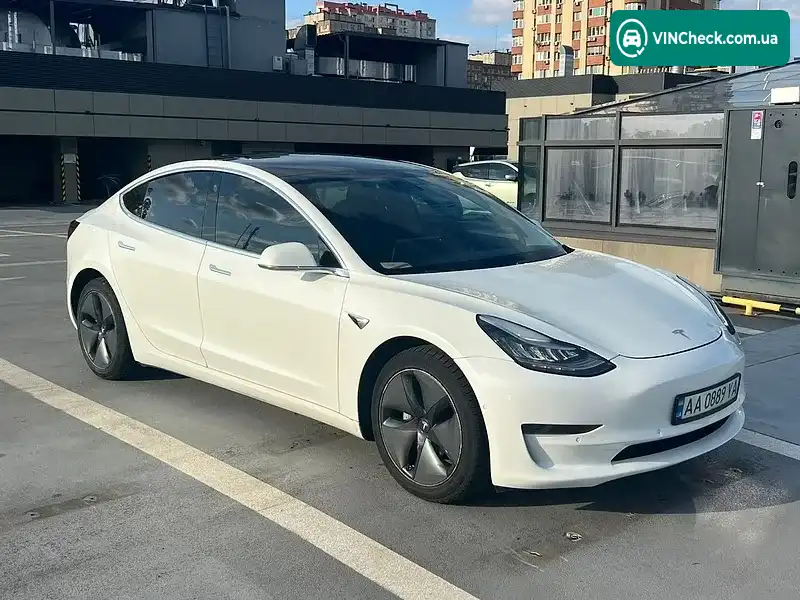 Tesla Model 3 2020, фото з оголошення 2 з 14, VIN 5YJ3E1EA1LF660074