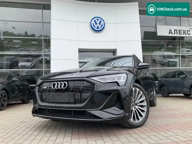 Audi e-tron 2020, фото з оголошення 2 з 20, VIN WAUZZZGE3MB019619