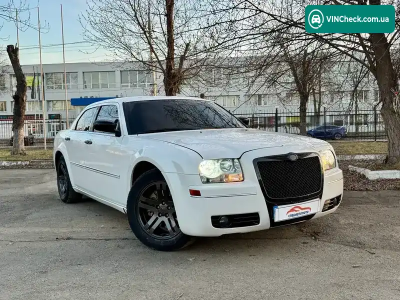 Chrysler 300 2008, фото з оголошення 1 з 21, VIN 2C3KA53G28H255739