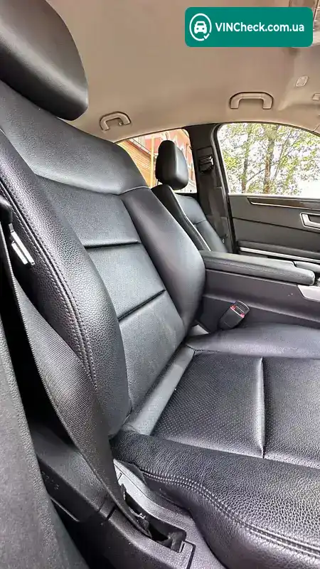 Mercedes-Benz E-Class 2012, фото з оголошення 2 з 21, VIN WDD2120931A698343