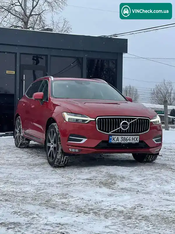 Volvo XC60 2018, фото з оголошення 2 з 21, VIN LYV102RL1KB292308